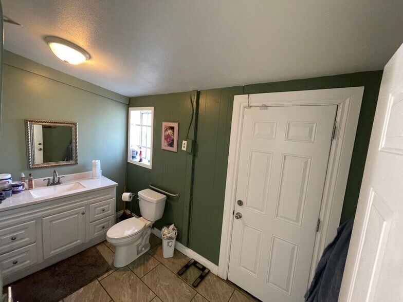 More Photos Of 49927 Twentynine Palms Hwy, Morongo Valley Auto Repair For Sale