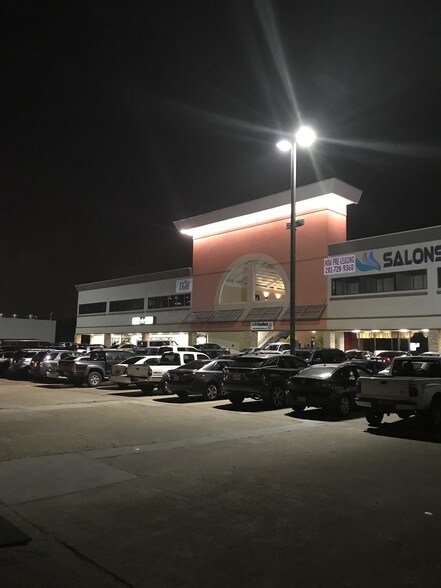 More Photos Of 18301-18313 Egret Bay Blvd, Houston Unknown For Lease