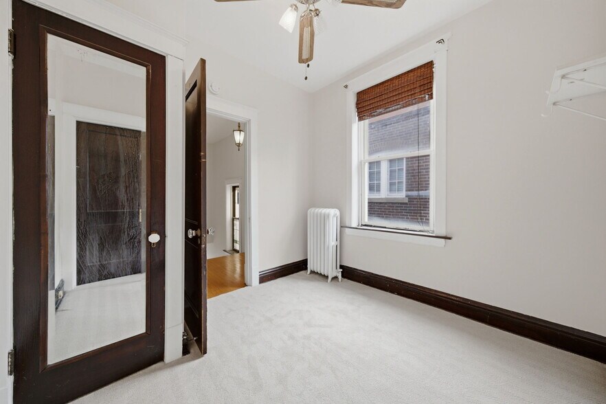 More Photos Of 5921 S Kingshighway Blvd, Saint Louis Multifamily For Sale