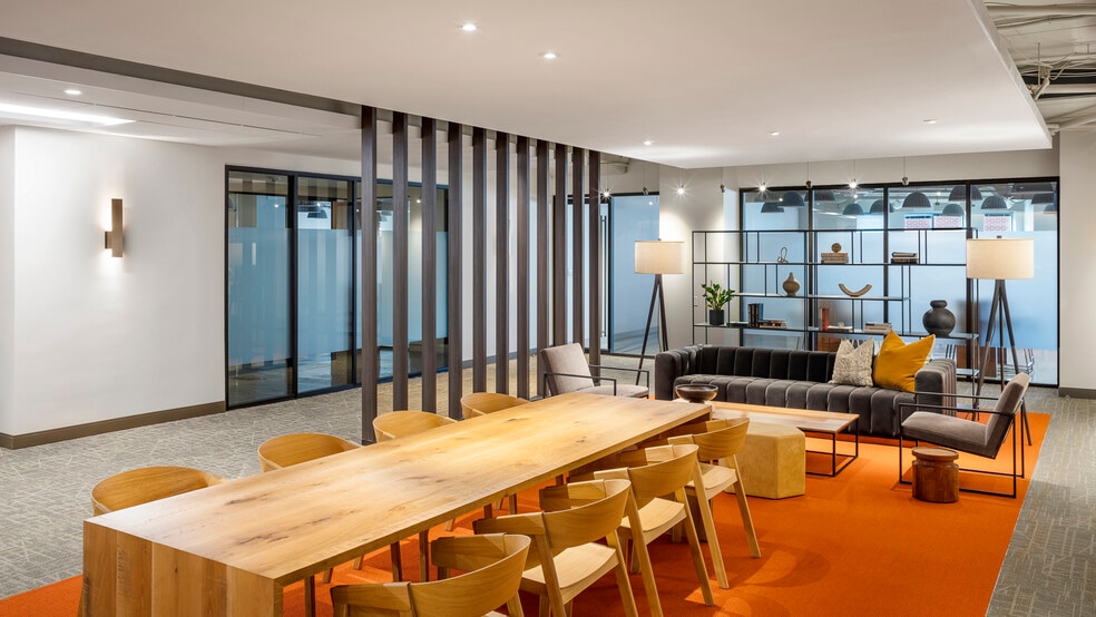 More Photos Of 25 Massachusetts Ave NW, Washington Office For Lease