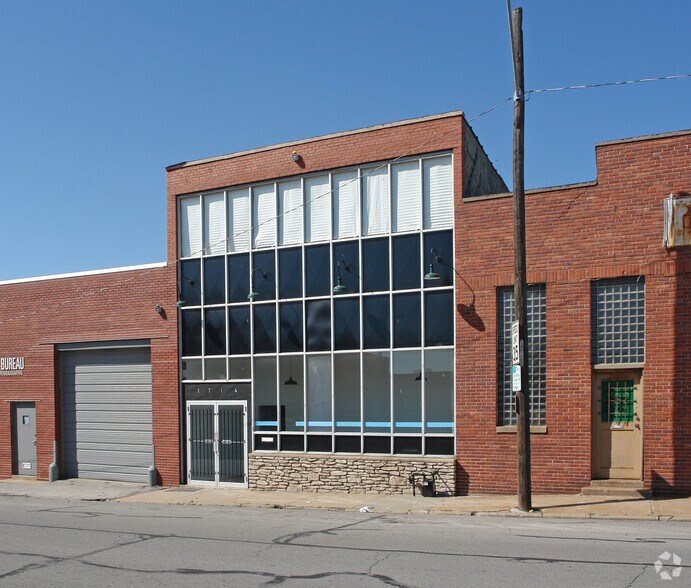 More Photos Of 1714 Holmes St, Kansas City Loft Creative Space For Sale