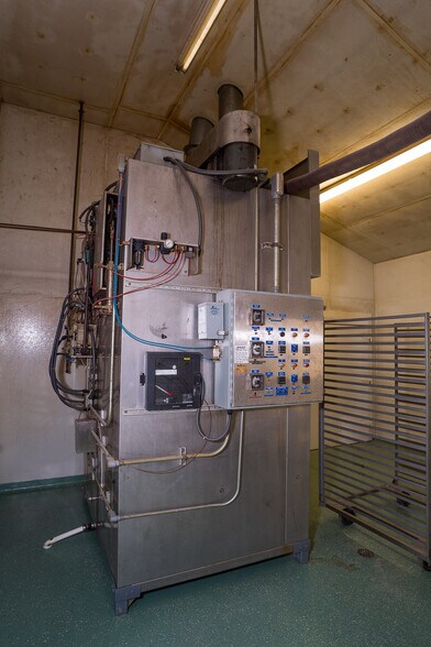 More Photos Of 13637 US Highway 287 N, Grapeland Food Processing For Sale