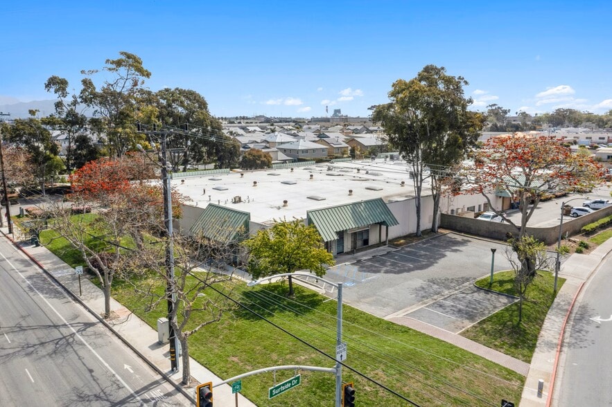 More Photos Of 700 E Port Hueneme Rd, Oxnard Warehouse For Sale