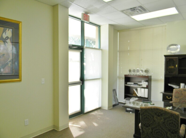 More Photos Of 1801 Auburn Ave, Monroe Loft Creative Space For Lease