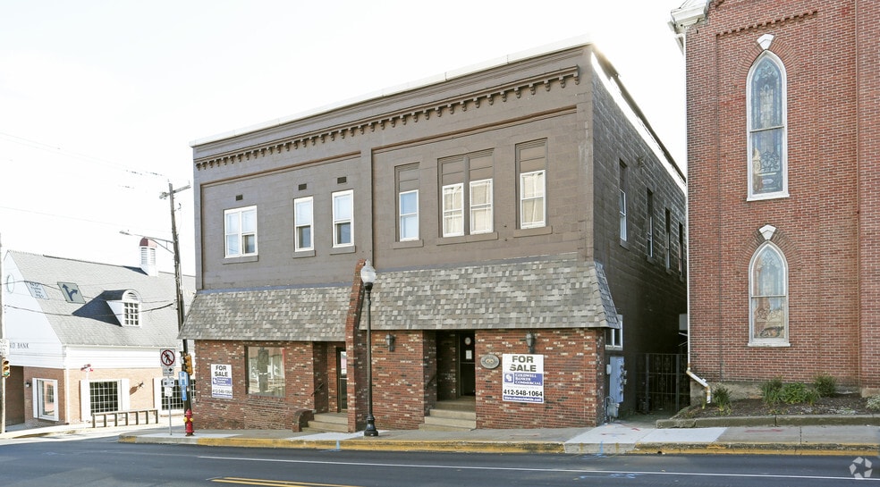 Primary Photo Of 701-705 W Main St, Mount Pleasant Storefront Retail Office For Lease
