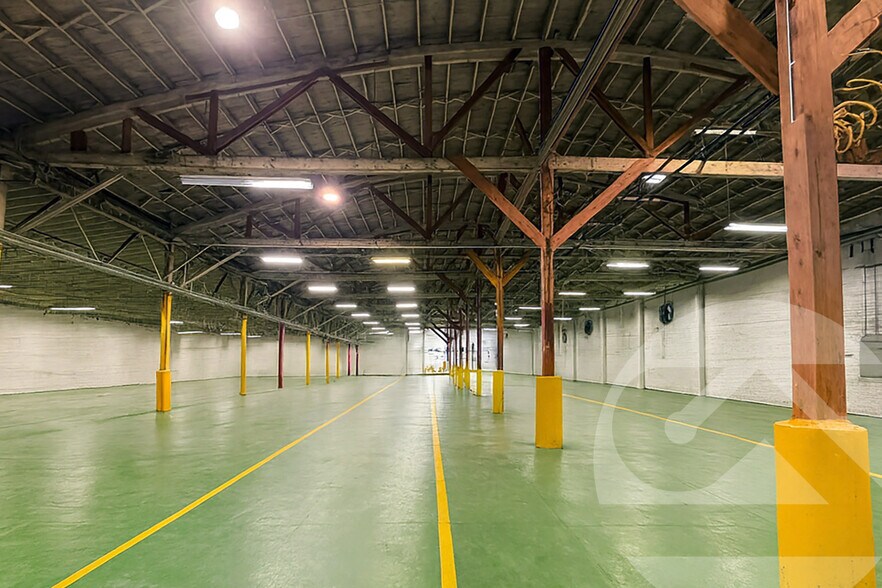 More Photos Of 501 W Kearsley St, Flint Manufacturing For Lease