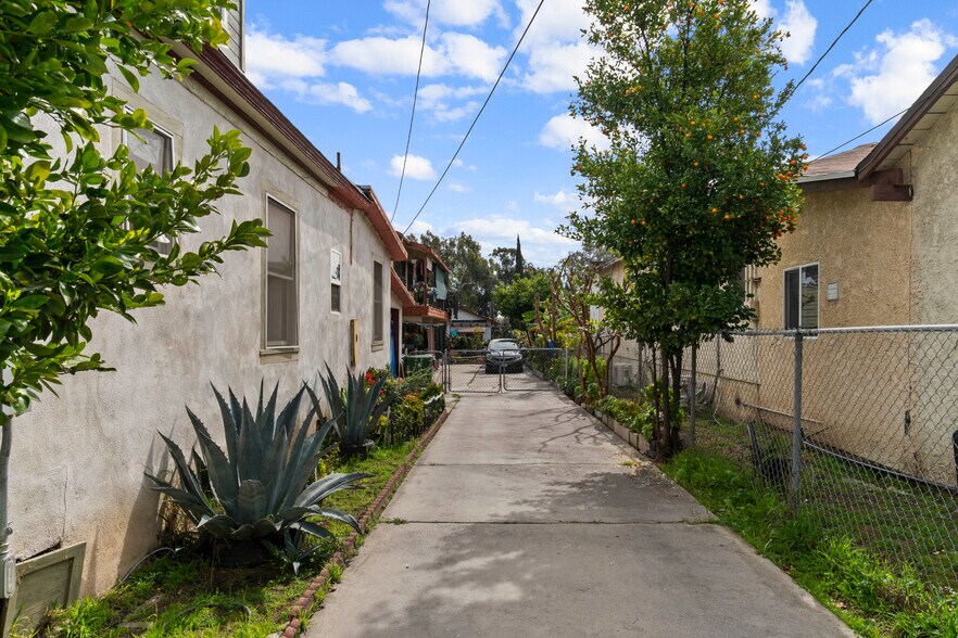 More Photos Of 716 Echandia St, Los Angeles Apartments For Sale