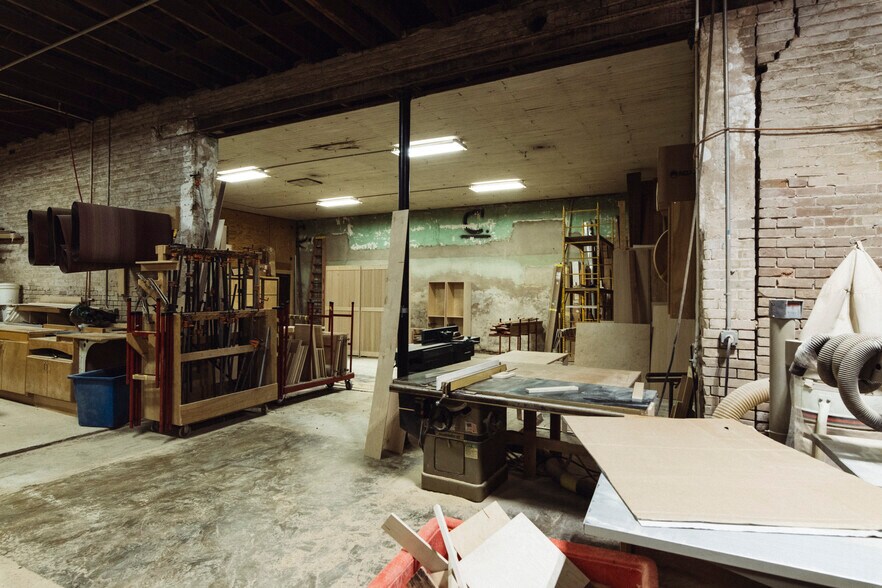 More Photos Of 75 Main St, Maxwell Warehouse For Sale