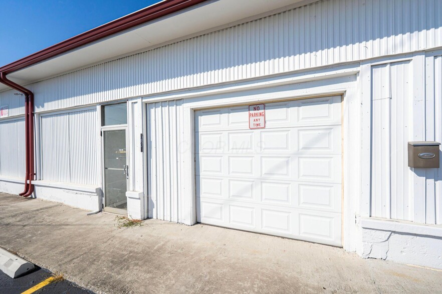 Primary Photo Of 3895-3905 Sullivant Ave, Columbus Freestanding For Lease