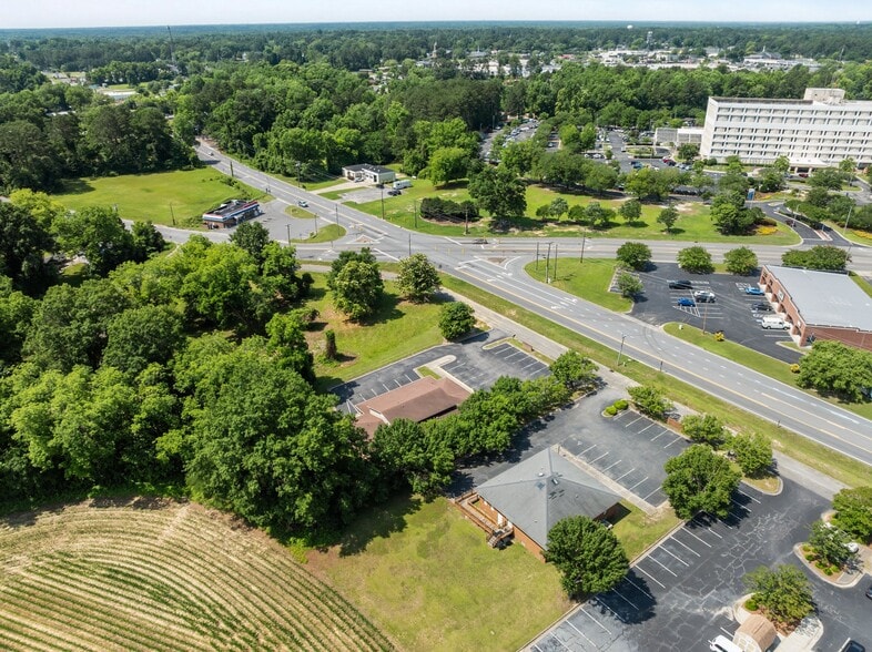 More Photos Of 2503 N Queen St, Kinston Medical For Sale