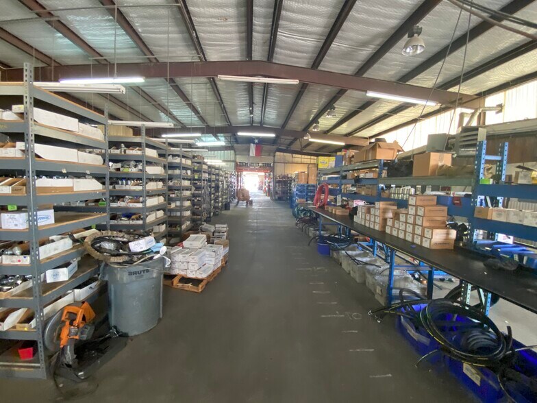 More Photos Of 3710 Kermit Hwy, Odessa Warehouse For Lease