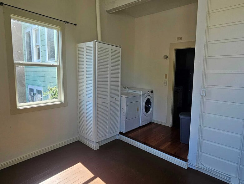 More Photos Of 327-329 Noe St, San Francisco Storefront Retail Residential For Sale