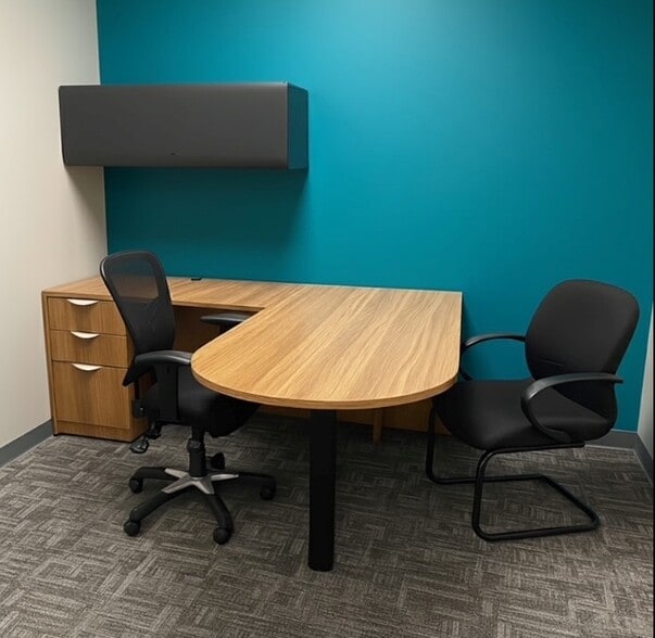 More Photos Of 36887 Schoolcraft Rd, Livonia Coworking Space