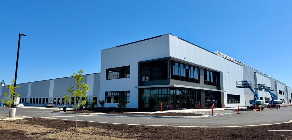 Primary Photo Of 2625 NE Huffman Rd, Hillsboro Unknown For Lease