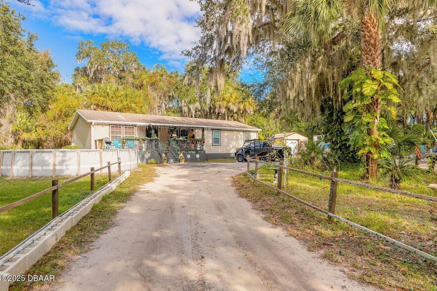 More Photos Of 930-932 15th St, Holly Hill Land For Sale