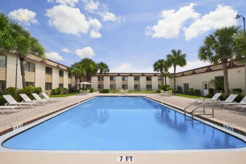 More Photos Of 3500 Cheney Hwy, Titusville Hotel For Sale