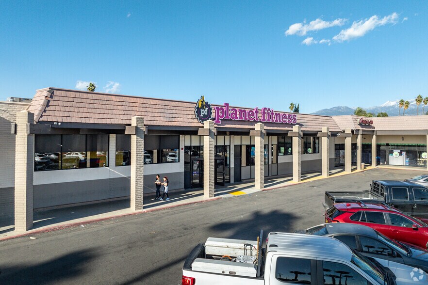 More Photos Of 1301-1699 E Florida Ave, Hemet Unknown For Lease
