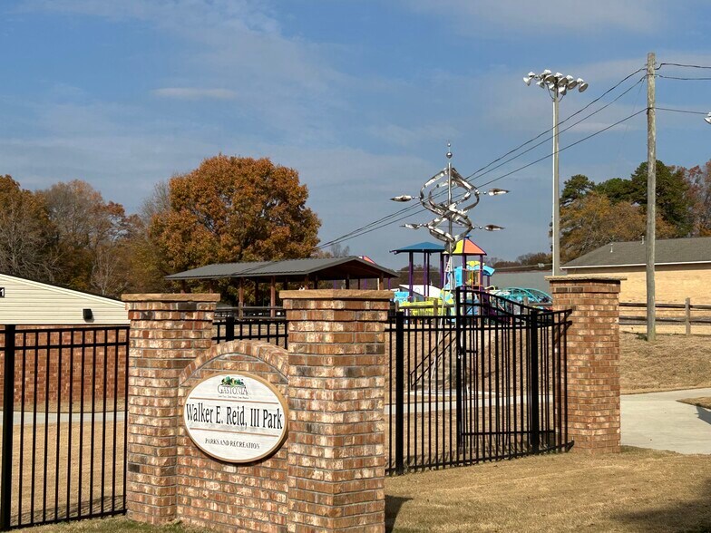 More Photos Of 109 W 8th Ave, Gastonia Office For Sale