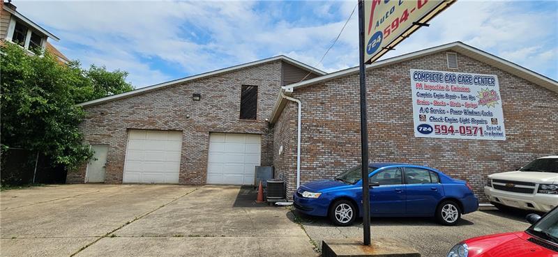 More Photos Of 340 Industrial Blvd, New Kensington Warehouse For Sale