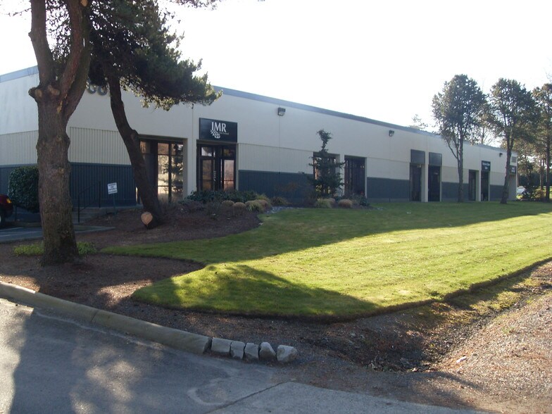 More Photos Of 5699 SE International Way, Milwaukie Warehouse For Lease