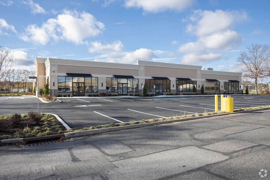 More Photos Of 2779-2801 Route 112, Medford Unknown For Lease