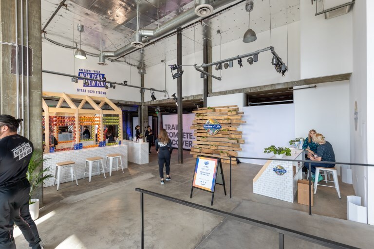 More Photos Of 8175 Melrose Ave, Los Angeles Freestanding For Lease