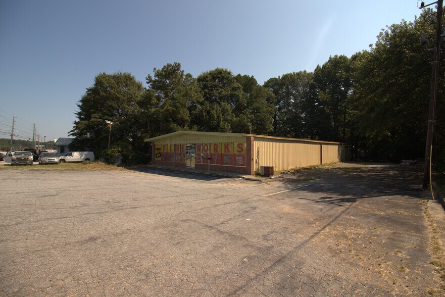 More Photos Of 6474 Ga-85 Hwy, Riverdale Freestanding For Sale