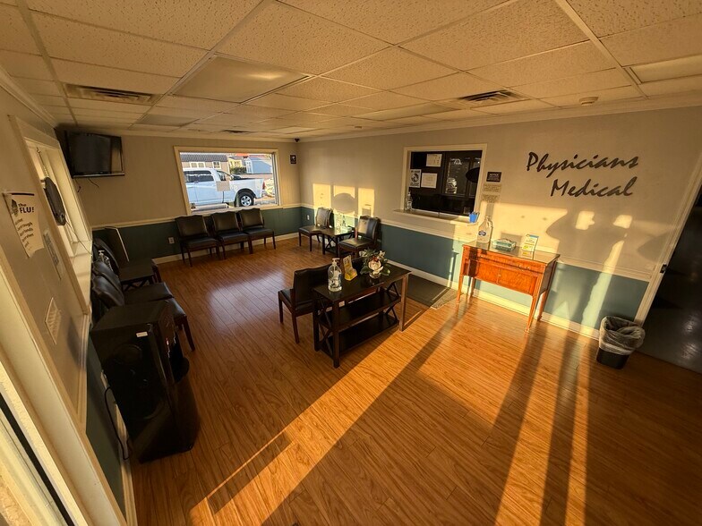 More Photos Of 1525 S Church St, Murfreesboro Serviced Offices For Lease