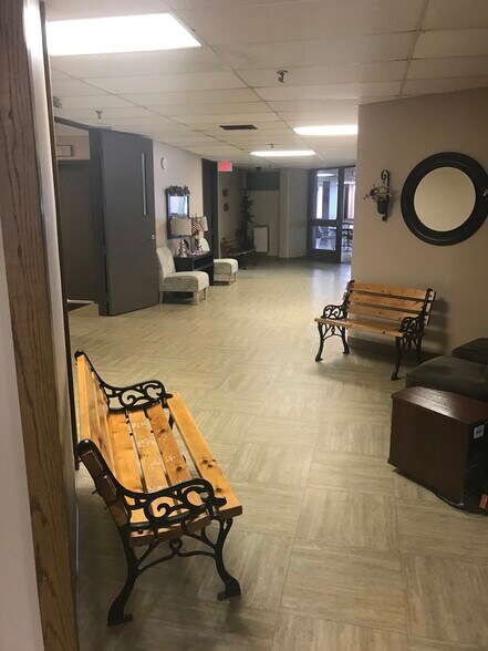 More Photos Of 550 N 3rd Ave, Virginia Apartments For Sale