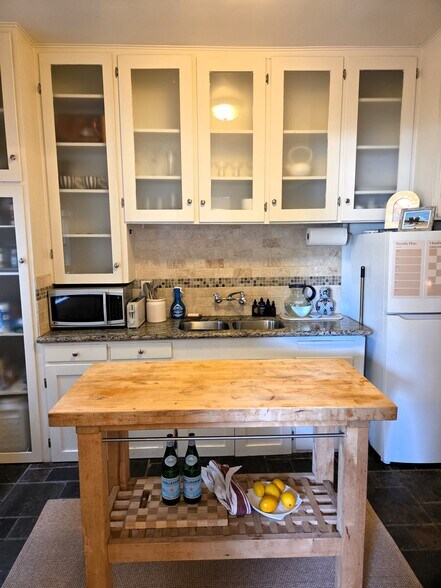More Photos Of 219 Redondo Ave, Long Beach Apartments For Sale