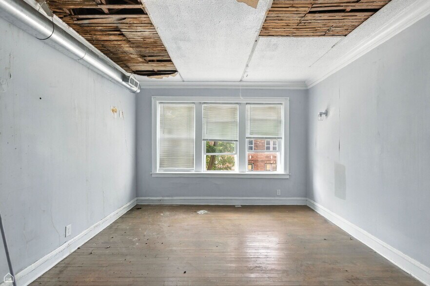 More Photos Of 936 E 80th St, Chicago Apartments For Sale