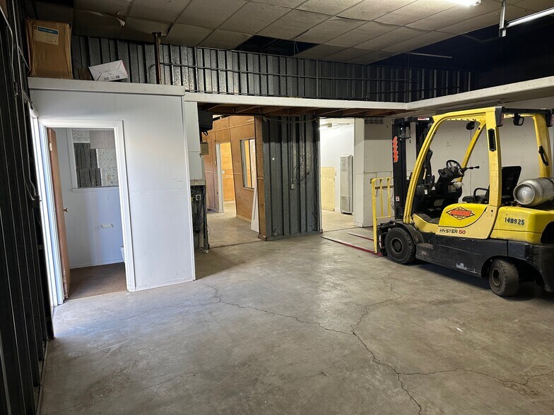 More Photos Of 131 E Pueblo St, Reno Office For Sale