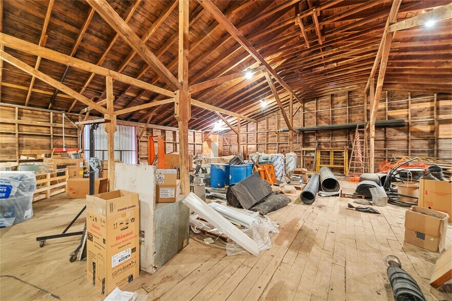 More Photos Of 1403 Blake Dr, Brownwood Warehouse For Sale