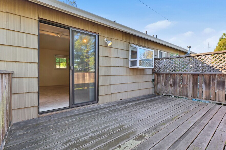 More Photos Of 834 Meadowsweet Dr, Corte Madera Multifamily For Sale