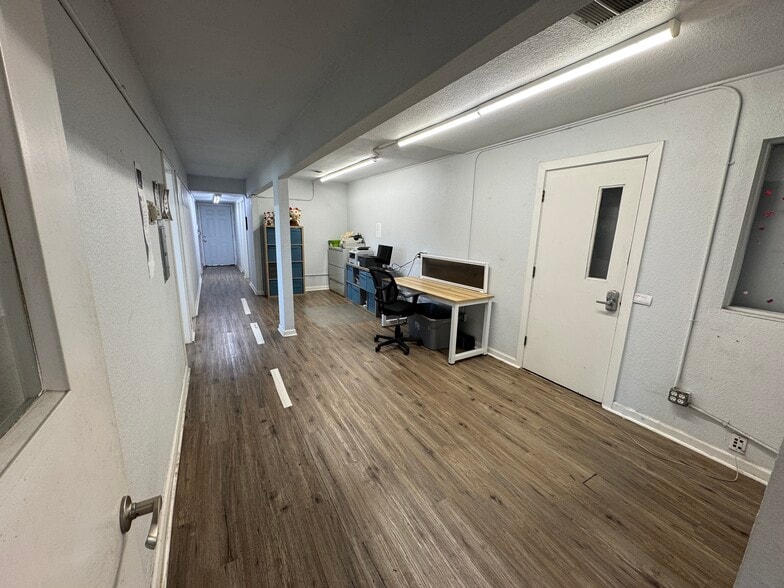 More Photos Of 2820 Broadmoor Ave, Concord Office For Sale