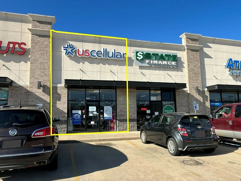 More Photos Of 2301 N Milt Phillips Ave, Seminole General Retail For Lease