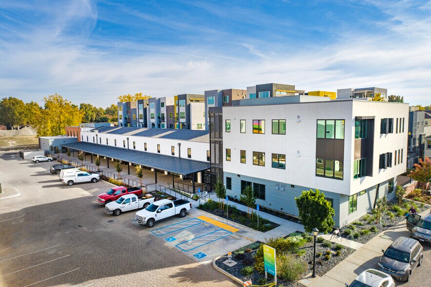 More Photos Of 2630 5th St, Sacramento Apartments For Lease