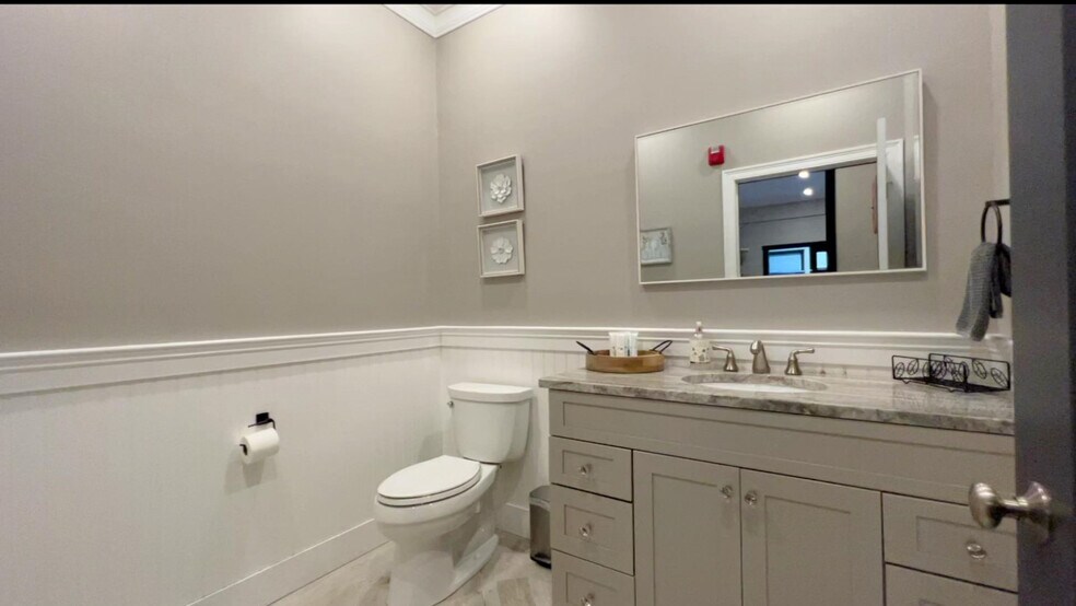 More Photos Of 156 Teaticket Hwy, Falmouth Storefront Retail Residential For Sale