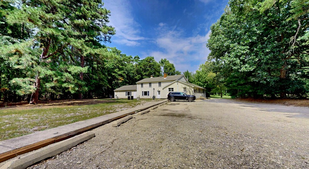 More Photos Of 172 Tuckerton Rd, Medford Office For Sale