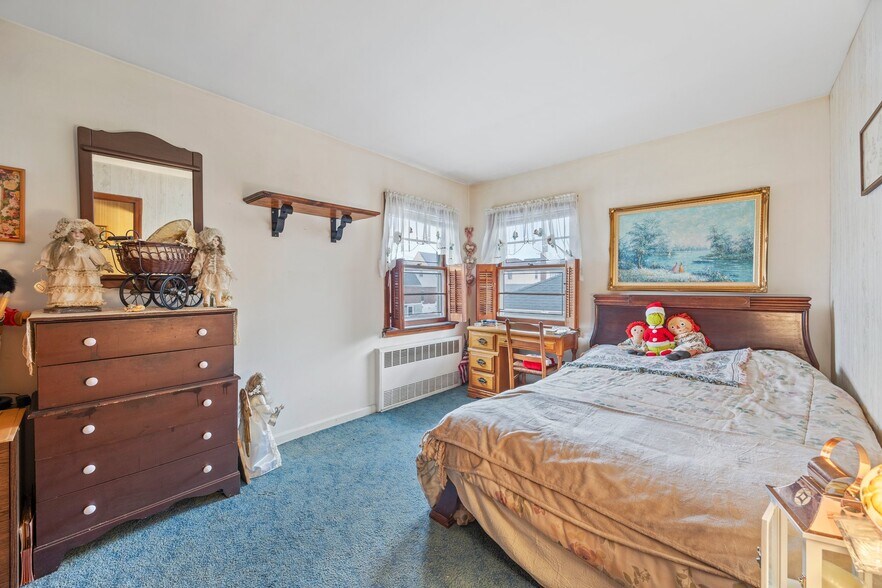 More Photos Of 15744 97th St, Howard Beach Multifamily For Sale