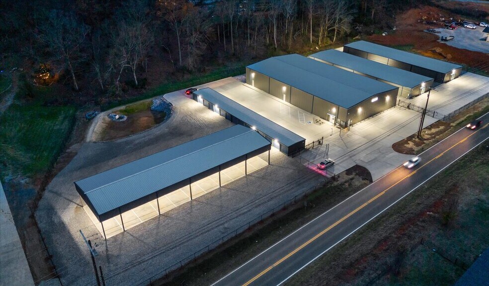 More Photos Of 2245 Boyds Creek Hwy, Sevierville Self Storage For Sale
