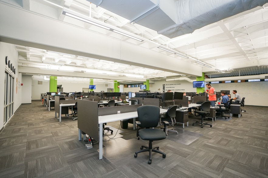 More Photos Of 325 Market St, Chattanooga Medical For Lease