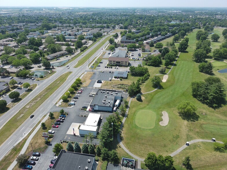 More Photos Of 893 E Main St, Greenwood Storefront For Lease