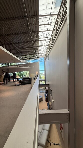 More Photos Of 8330 S Colorado Blvd, Littleton Freestanding For Sale
