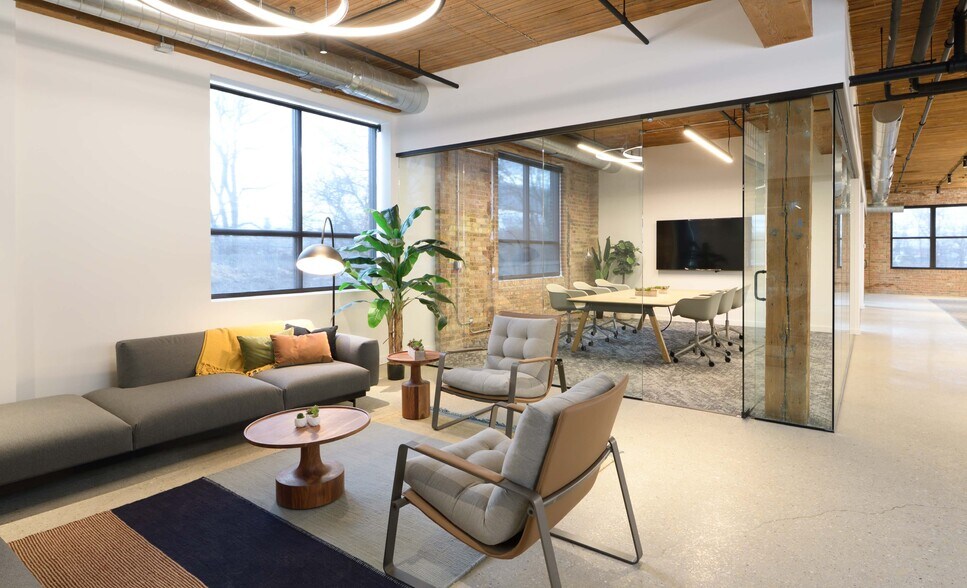 More Photos Of 1400 N Kingsbury St, Chicago Office For Lease