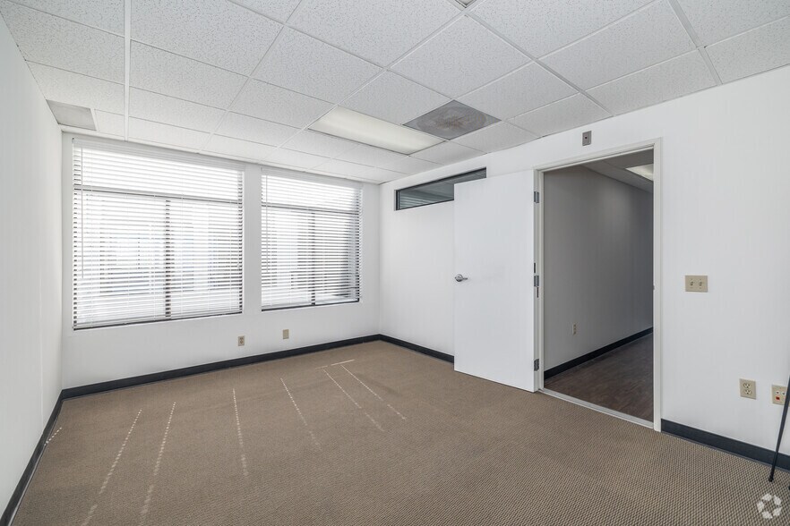 More Photos Of , Hermosa Beach Office For Sale