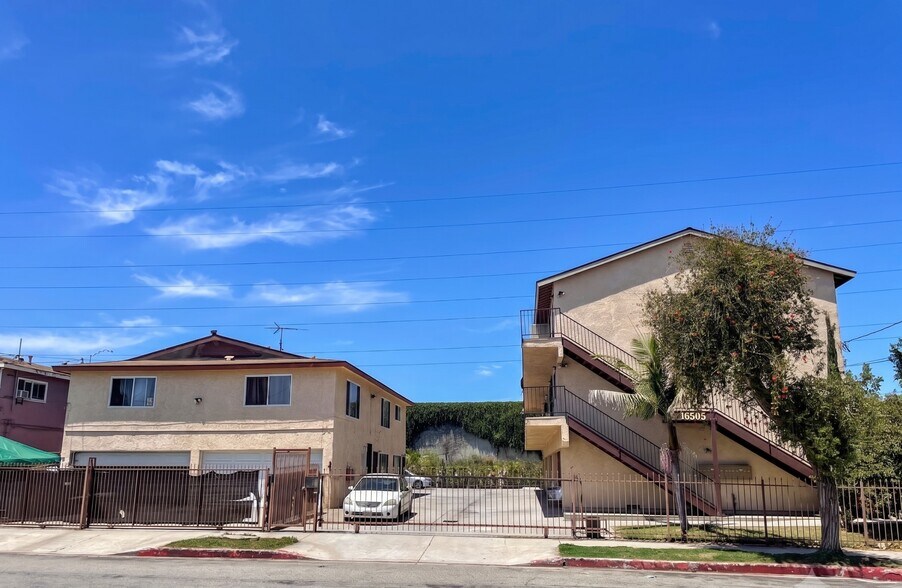 More Photos Of 16505-16511 S Denver Ave, Gardena Apartments For Sale