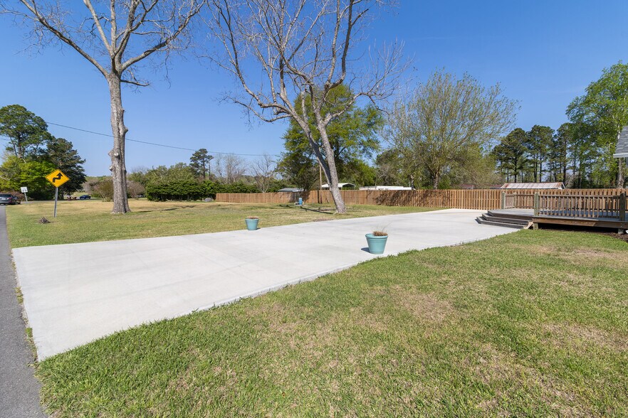 More Photos Of 100 Whitman Ave, Castle Hayne Land For Sale