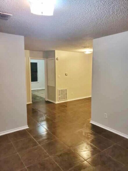More Photos Of 416 Campbell St, Hot Springs Apartments For Sale