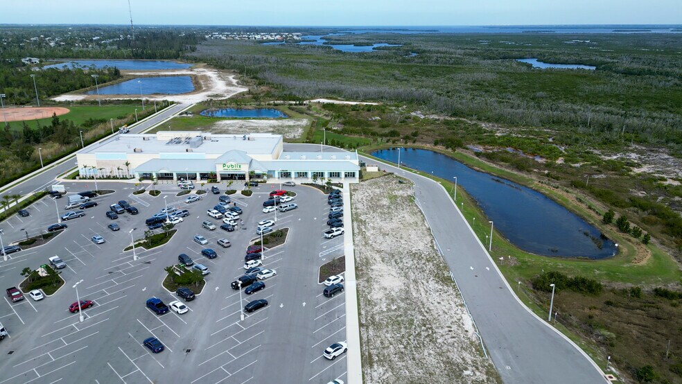 More Photos Of 5100-5120 Pine Island Rd NW, Bokeelia Supermarket For Sale